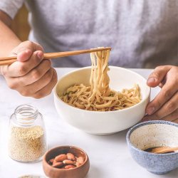 FN11 Dry Noodle with Sesame sauce 500g